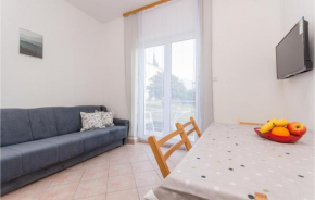 Gorgeous Apartment In Sveti Filip I Jakov